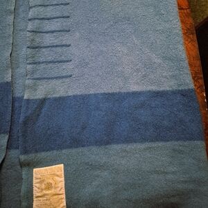 Vtg HBC 6 POINT Blue 87" X 94" KING Well loved Hudsons Bay Blanket Wool
